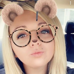 Meet your Posher, Kelsey